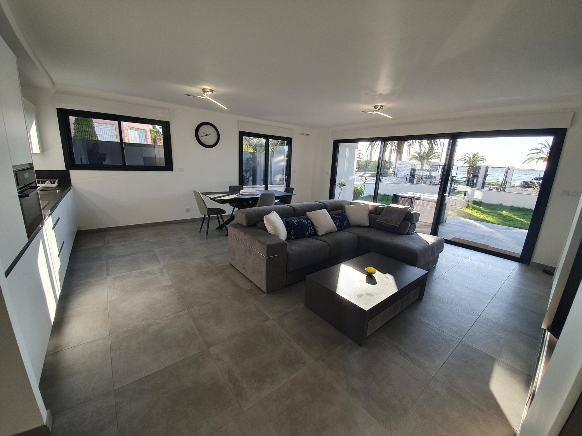 T3 Neuf Avec Terrasse Et Jardin Face A La Mer Bandol Esterno foto