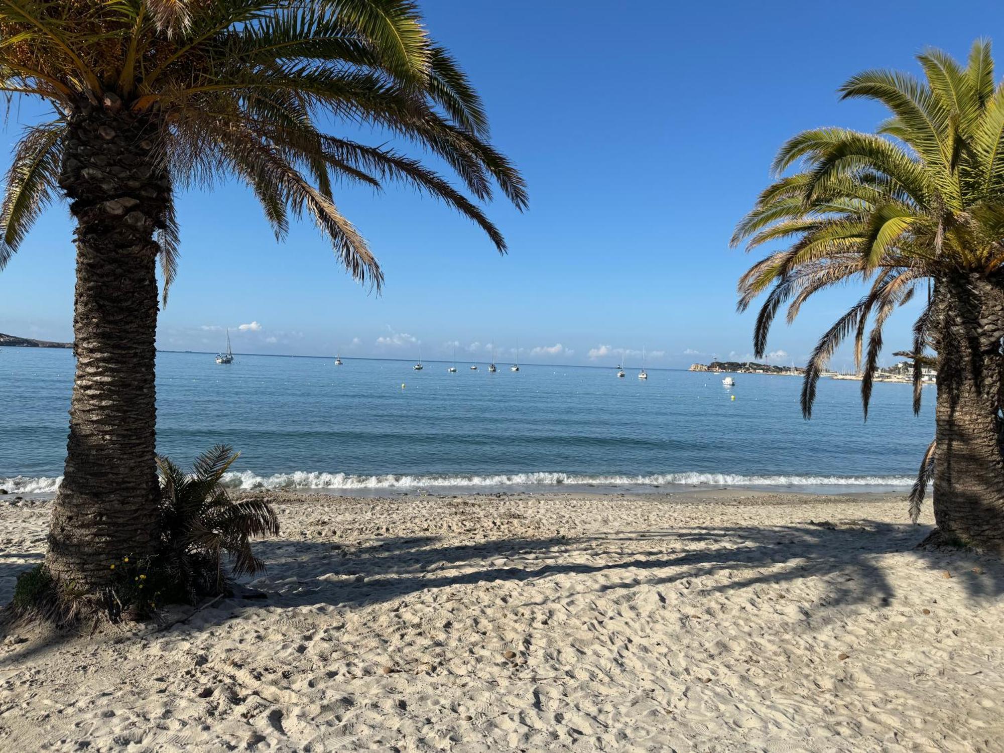 T3 Neuf Avec Terrasse Et Jardin Face A La Mer Bandol Esterno foto